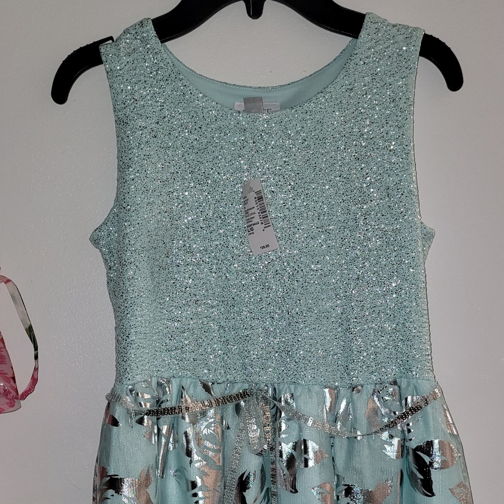 Girls dress